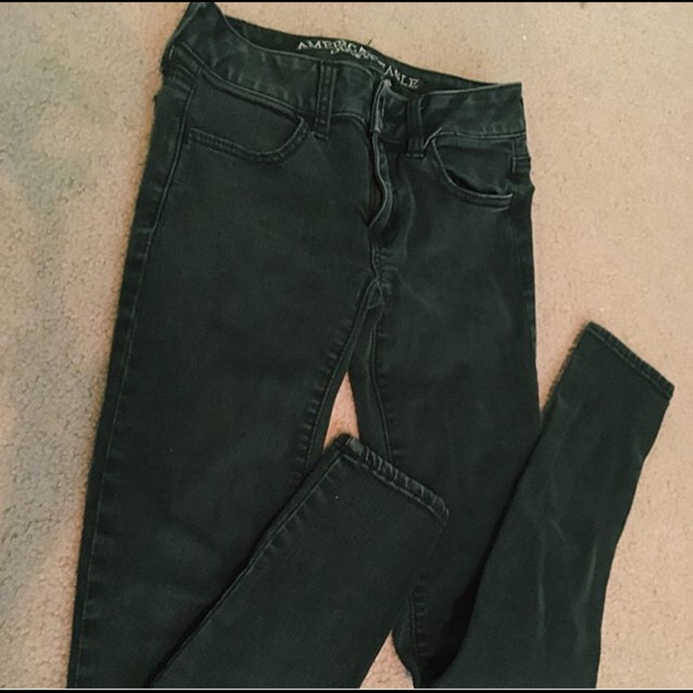 black american eagle jeans